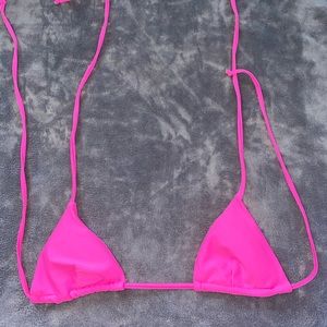 Hot pink bikini💘